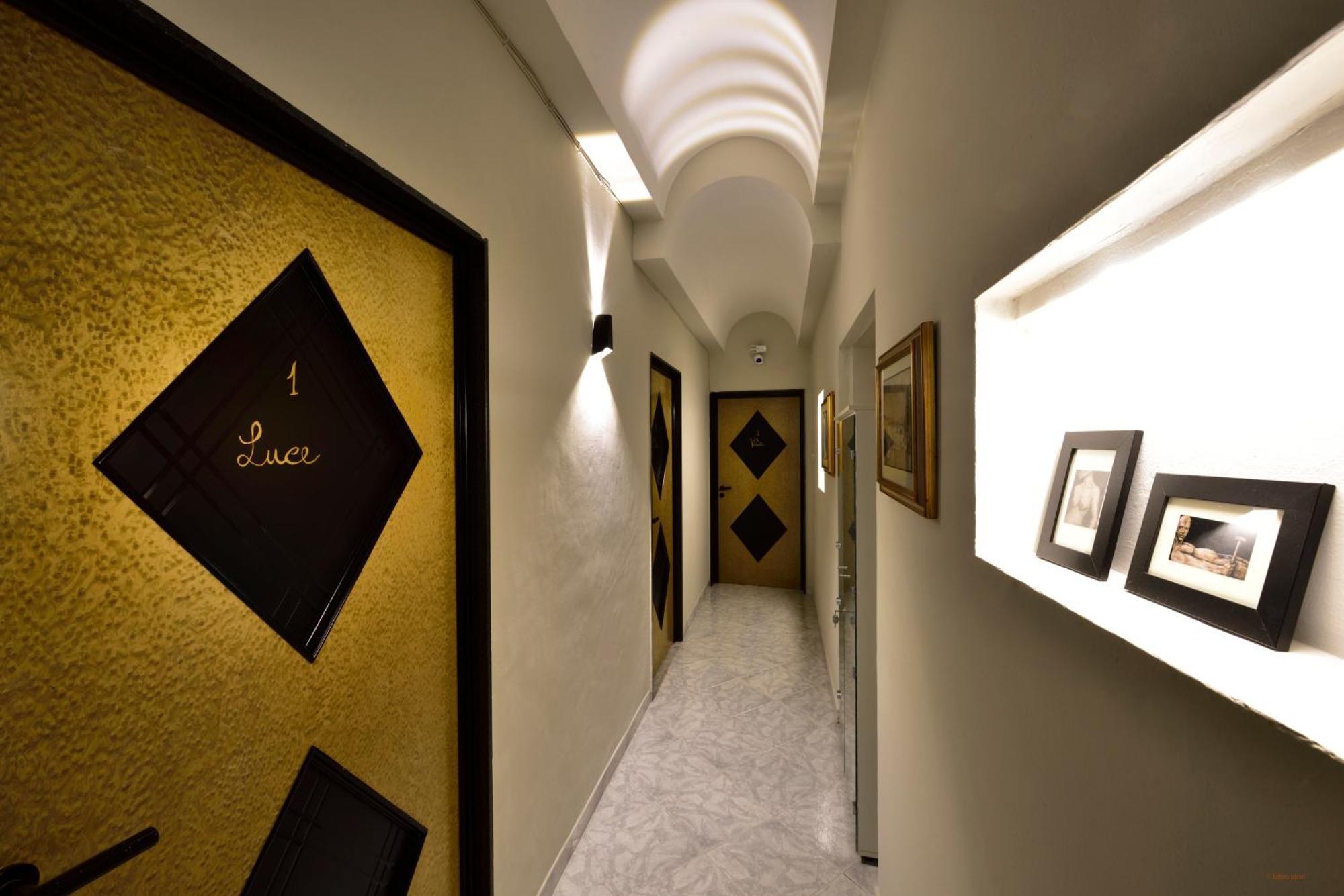 Ciaobari Apartment - Elegant 4 Bedrooms In The Heart Of Old Town Buitenkant foto