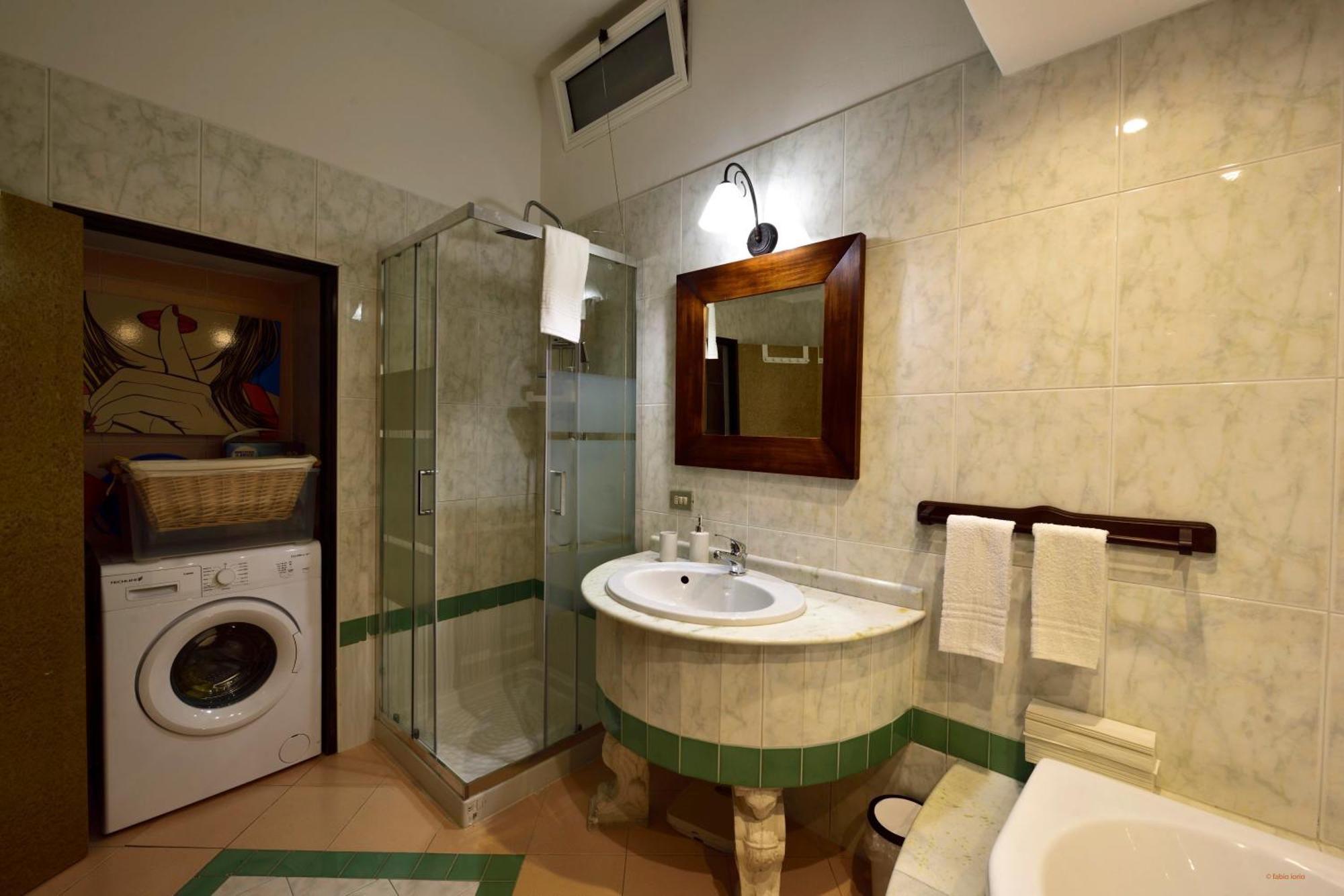 Ciaobari Apartment - Elegant 4 Bedrooms In The Heart Of Old Town Buitenkant foto