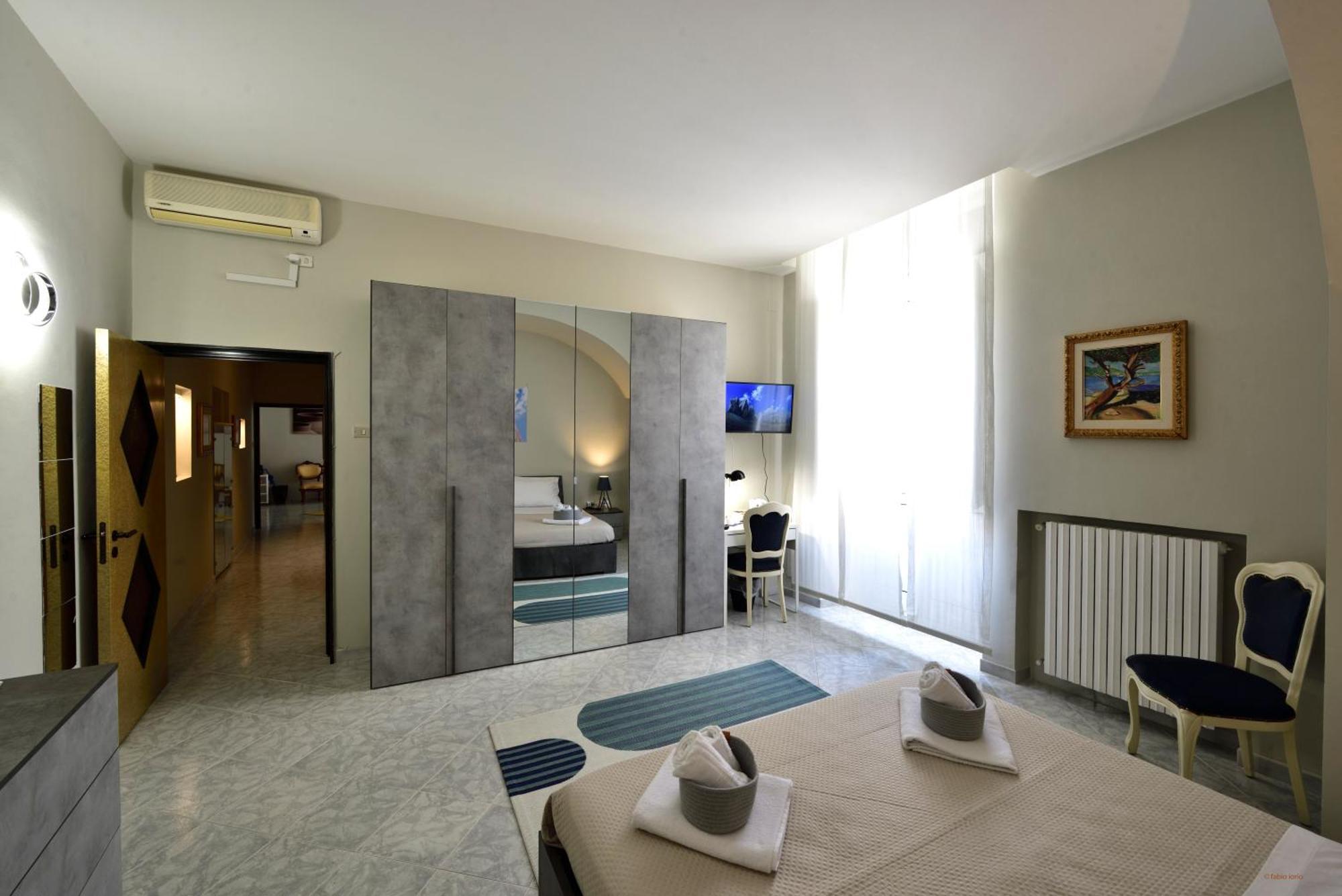 Ciaobari Apartment - Elegant 4 Bedrooms In The Heart Of Old Town Buitenkant foto
